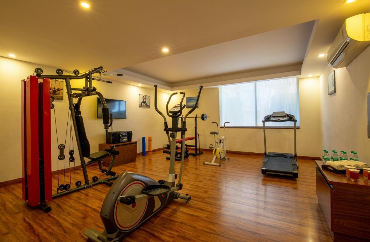 Rosewood Apartment Hotel - Haridwār Buitenkant foto