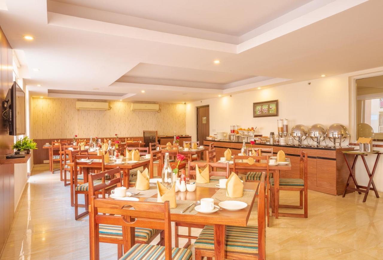 Rosewood Apartment Hotel - Haridwār Buitenkant foto