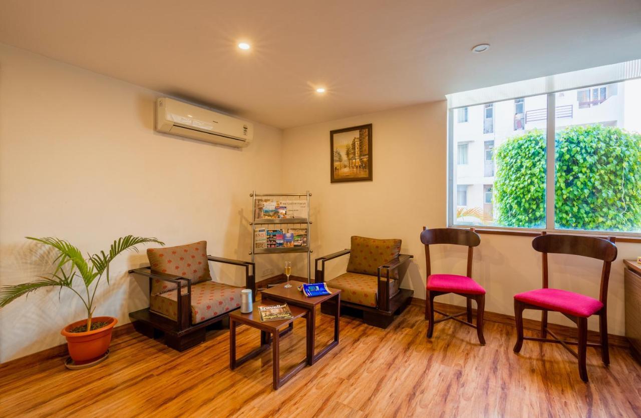 Rosewood Apartment Hotel - Haridwār Buitenkant foto